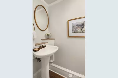 1937 7th Avenue W, Seattle, WA 98119 - Photo 18