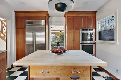 1418 E Ward Street, Seattle, WA 98112 - Photo 14