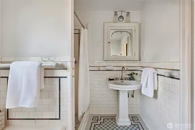 1418 E Ward Street, Seattle, WA 98112 - Photo 30