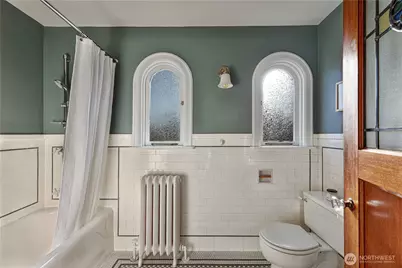 1418 E Ward Street, Seattle, WA 98112 - Photo 24