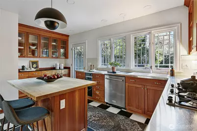 1418 E Ward Street, Seattle, WA 98112 - Photo 16