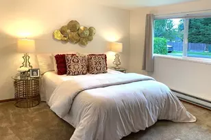 2119 SW Cloverdale St, Seattle, WA 98106 - Photo 4