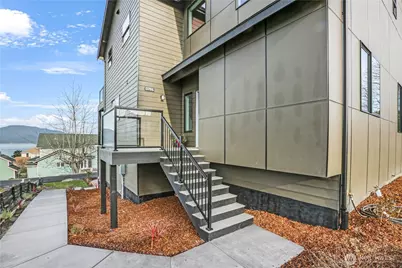 3706 W 3rd Street, Anacortes, WA 98221 - Photo 8