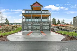 3706 W 3rd St, Anacortes, WA 98221 - Photo 4