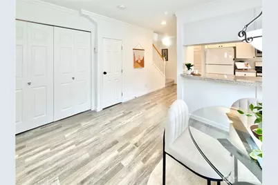 210 10th Street #4, Kirkland, WA 98033 - Photo 8