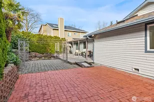 8515 129th Ave SE, Newcastle, WA 98056 - Photo 32