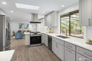 8515 129th Ave SE, Newcastle, WA 98056 - Photo 10