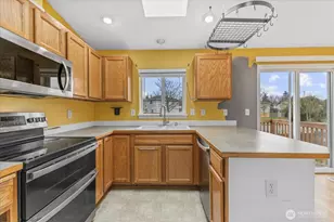 8428 12th St NE, Lake Stevens, WA 98258 - Photo 6