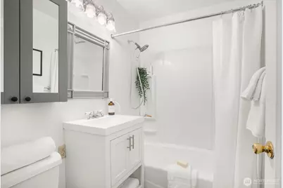 9230 31st Avenue SW, Seattle, WA 98126 - Photo 16