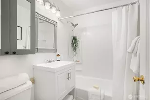 9230 31st Ave SW, Seattle, WA 98126 - Photo 16