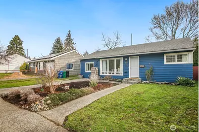 9230 31st Avenue SW, Seattle, WA 98126 - Photo 2