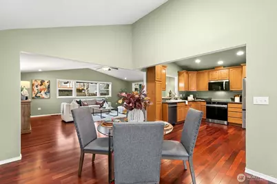 17637 162nd Place SE, Renton, WA 98058 - Photo 12