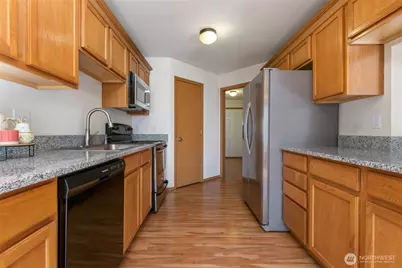 12004 9th Avenue Ct E, Tacoma, WA 98445 - Photo 10