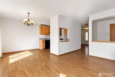 12004 9th Avenue Ct E, Tacoma, WA 98445 - Photo 8