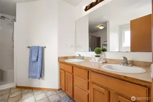 12004 9th Ave Ct E, Tacoma, WA 98445 - Photo 16