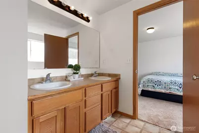 12004 9th Avenue Ct E, Tacoma, WA 98445 - Photo 14