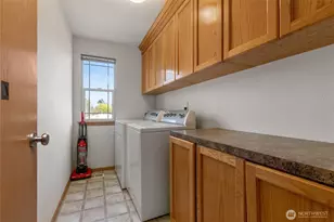 12004 9th Ave Ct E, Tacoma, WA 98445 - Photo 24