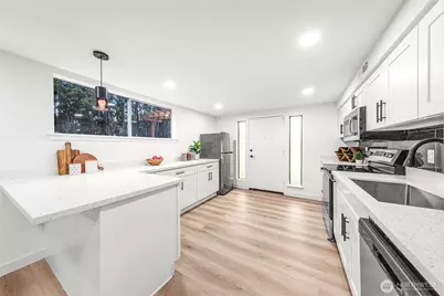 12611 SE 160th Street, Renton, WA 98058 - Photo 32