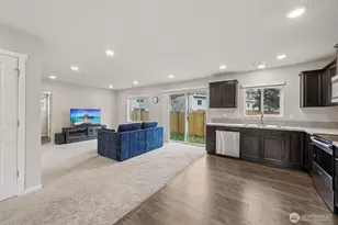 10735 183rd St E, Puyallup, WA 98374 - Photo 4