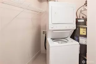 159 Denny Wy, Seattle, WA 98109 - Photo 14