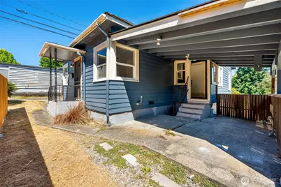 1711 12th Street #A, Everett, WA 98201 - Photo 2