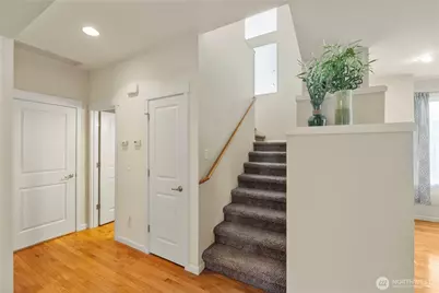 1346 32nd Place NE, Auburn, WA 98002 - Photo 2