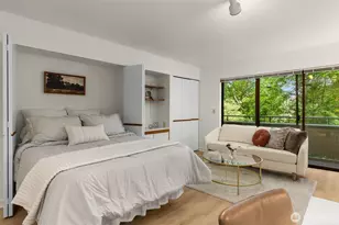 211 Summit Ave E, Seattle, WA 98102 - Photo 2