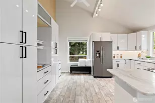 7643 129th Ave SE, Newcastle, WA 98056 - Photo 6