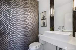 6720 Soundview Dr NE, Tacoma, WA 98422 - Photo 16