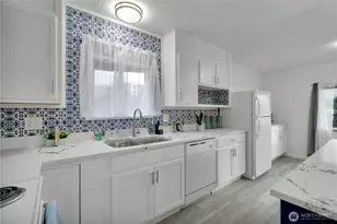 3232 S 181st Pl, SeaTac, WA 98188 - Photo 16