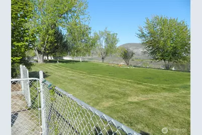 23 Valley View Drive, Tonasket, WA 98855 - Photo 6