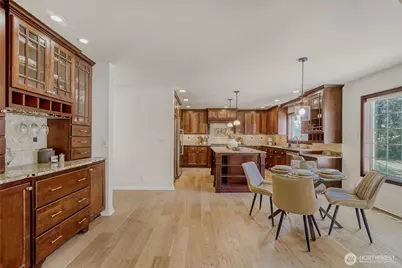 20119 208th Avenue SE, Renton, WA 98058 - Photo 8