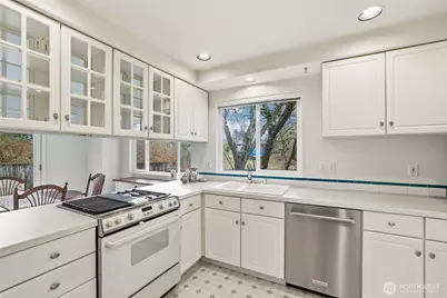 807 Edison Street SE, Olympia, WA 98501 - Photo 8