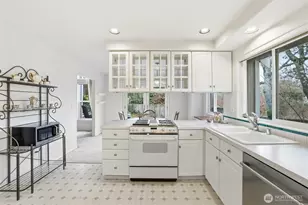 807 Edison St SE, Olympia, WA 98501 - Photo 10