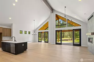 1061 Domerie Park Loop, Cle Elum, WA 98922 - Photo 12