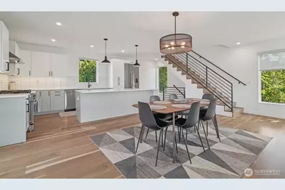 8020 17th Avenue NW, Seattle, WA 98117 - Photo 6