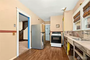 206 32nd Ave, Seattle, WA 98122 - Photo 10