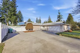 5301 76th Pl NE, Marysville, WA 98270 - Photo 2