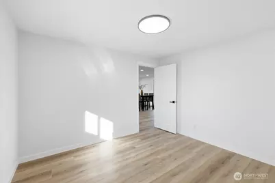 5301 76th Place NE, Marysville, WA 98270 - Photo 24