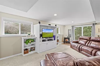 16305 44th Street Ct E, Lake Tapps, WA 98391 - Photo 8