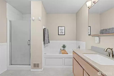 16305 44th Street Ct E, Lake Tapps, WA 98391 - Photo 14