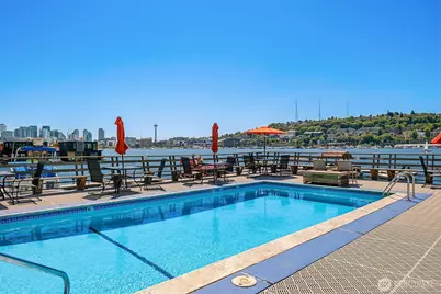 2301 Fairview Avenue E #405, Seattle, WA 98102 - Photo 18