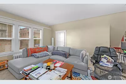 708 Warren Avenue N, Seattle, WA 98109 - Photo 24