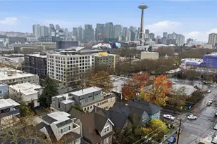 708 Warren Ave N, Seattle, WA 98109 - Photo 2