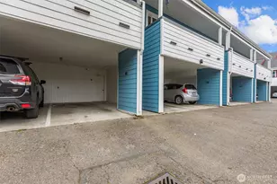 2001 E Yesler Way, Seattle, WA 98122 - Photo 18