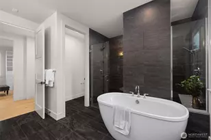 7010 NE 134th St, Kirkland, WA 98034 - Photo 18