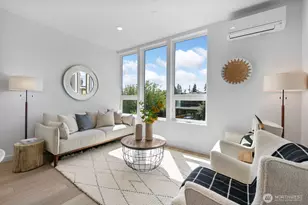 8831 B Wallingford Ave N, Seattle, WA 98103 - Photo 2