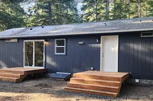 80 NE Madrona Ct, Tahuya, WA 98588 - Photo 2