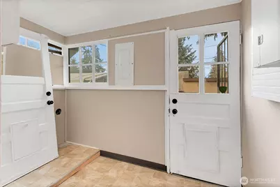 205 E 64th Street, Tacoma, WA 98404 - Photo 12