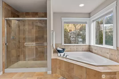 7320 111th Place SE, Newcastle, WA 98056 - Photo 24